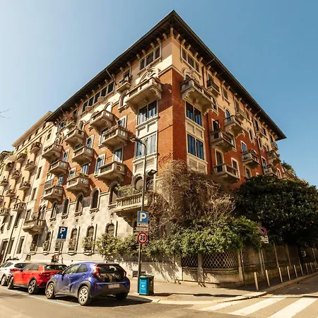 Casa Bella 16 - 8 min to Metro, 15 min to LIN Airport, University area-2